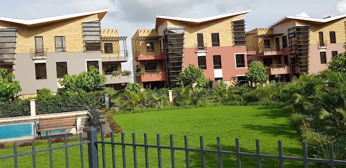 Daisy Residences